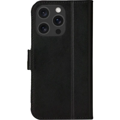 Afbeelding van Apple iPhone 16 Pro Hoesje Echt leder dbramante1928 Bookcase Zwart Telefoonhoesje