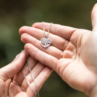 Afbeelding van Zentana Tree of Life Ketting Levensboom Hart RVS Zilverkleurig