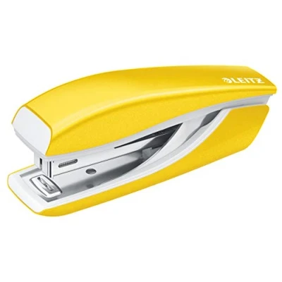 Afbeelding van Leitz WOW Mini Nietmachine Capaciteit Van 10 Vel Inclusief Nietjes Voor Kantoor En Thuiswerken Ideaal Thuiskantoor Geel