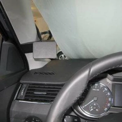 Afbeelding van Brodit ProClip houder geschikt voor Skoda Octavia III 2013 2020 Left mount