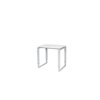 Afbeelding van Domino Plus bureau, hoogte instelbaar (62 85cm) met 80x60cm &#039;zwevend&#039; krijtwit 25mm blad en aluminium (RAL9006) O poot frame