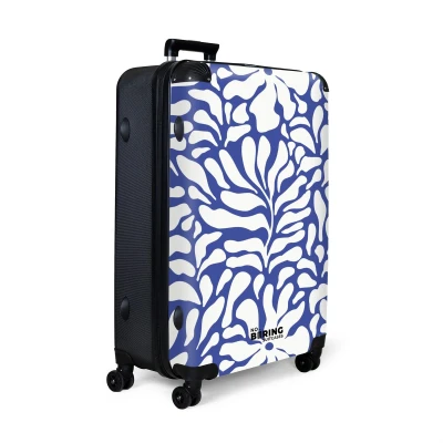 Afbeelding van NoBoringSuitcases.com® Koffer groot Reiskoffer lichtgewicht Blauw met witte bloemen Rolkoffer 4 wielen Grote trolley XL 98 liter bagage